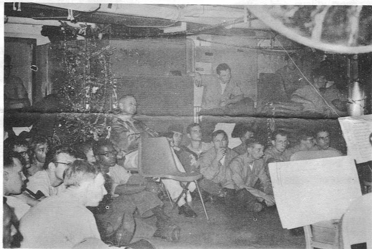 Capt_N_Crew_Watch_Xmas_Show.jpg (79065 bytes)