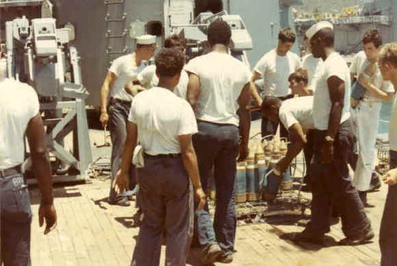 rearming5.JPG (27817 bytes)